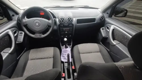 LOGAN 1.0 Expression 16V