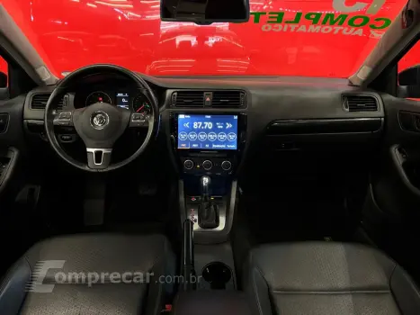 Jetta 2.0 Comfortline Flex 4P Tiptronic