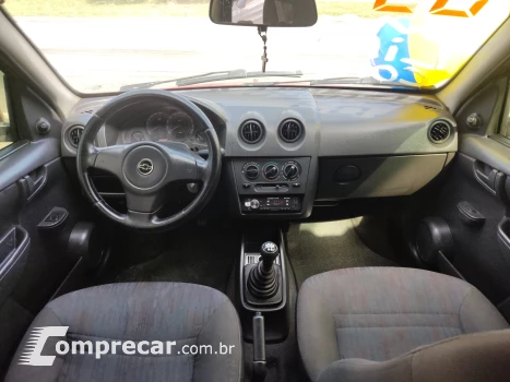 CELTA 1.0 MPFI Life 8V