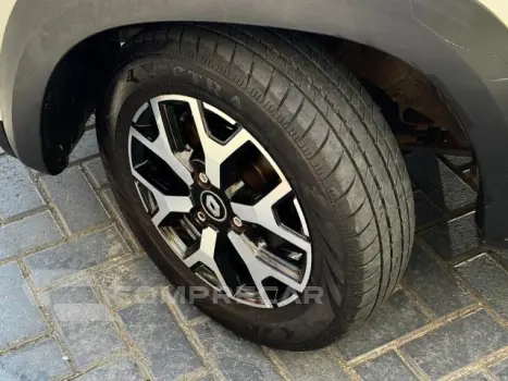 KWID - 1.0 12V SCE OUTSIDER MANUAL