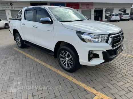 Toyota Hilux SRV CD 4x4 Diesel TDI AT