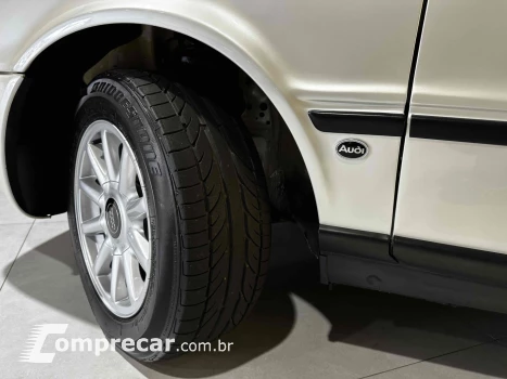 80 2.6 E V6 GASOLINA 4P AUTOMÁTICO