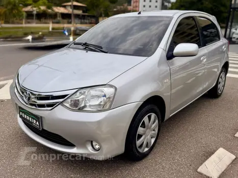 Etios 1.3 Xs 16V Flex 4P Manual