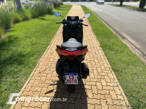 XMAX 250