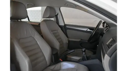 JETTA - 2.0 COMFORTLINE 4P MANUAL