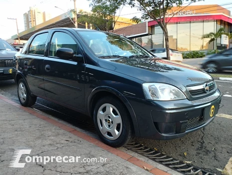 Corsa Sedan 1.4 4P MAXX FLEX