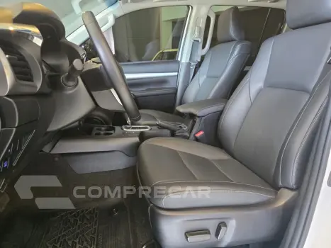HILUX 2.8 D-4D TURBO DIESEL CD SRX 4X4 AUTOMÁTICO