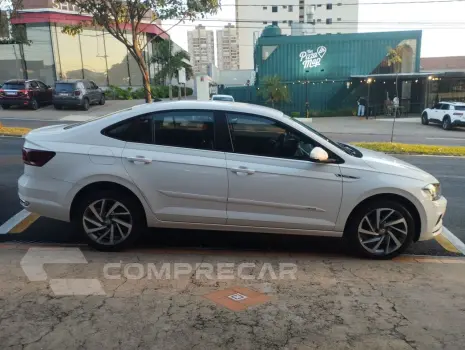 Virtus 1.0 4P 200 TSI FLEX HIGHLINE AUTOMÁTICO