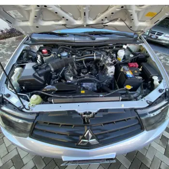 L200 Triton HLS 2.4 Flex 16V CD Mec.