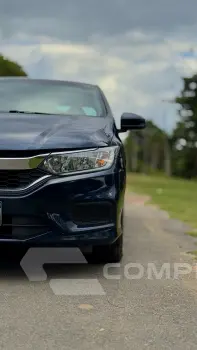 CITY 1.5 DX Sedan 16V