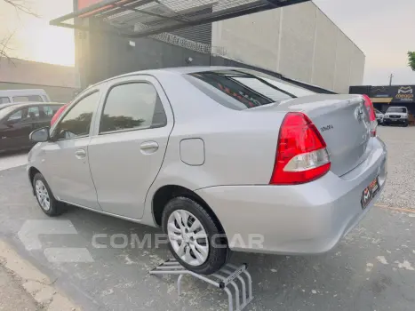 Etios Sedan 1.5 16V 4P FLEX X