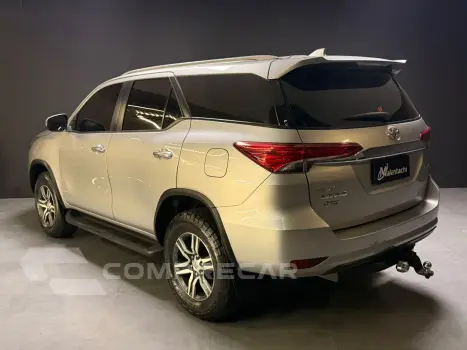 HILUX SW4 2.7 SRV 7 LUGARES 4X2 16V FLEX 4P AUTOMÁTICO