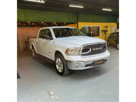 CLASSIC 5.7 V8 GASOLINA LARAMIE CD 4X4 AUTOMÁTICO