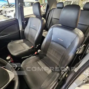 ETIOS PLATINUM SEDAN 1.5 FLEX MANUAL