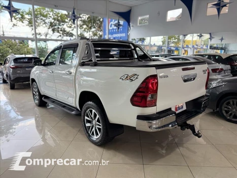 HILUX 2.8 SRX 4X4 CD 16V DIESEL 4P AUTOMÁTICO
