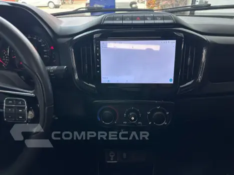 Strada Volcano 1.3 Flex 8V CD
