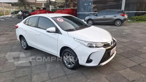 YARIS 1.5 16V FLEX SEDAN XS MULTIDRIVE