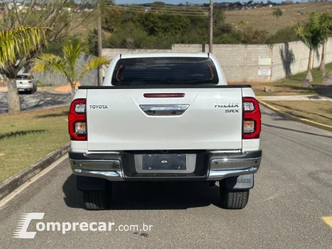 HILUX 2.8 D-4D TURBO DIESEL CD SRX 4X4 AUTOMÁTICO