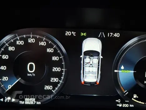 XC60 2.0 T8 Hybrid Momentum AWD Geartronic
