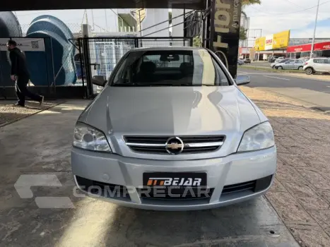 ASTRA SEDAN - 2.0 MPFI ADVANTAGE SEDAN 8V 4P AUTOMÁTICO