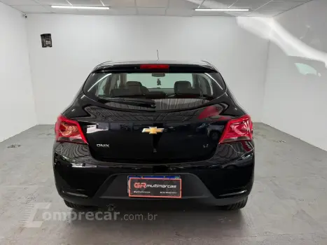 ONIX HATCH LT 1.0 8V FlexPower 5p Mec.