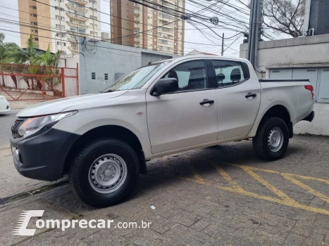 MITSUBISHI L200 TRITON 2.4 TURBO SPORT GL CD 4X4 2022