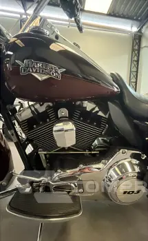 ROAD KING