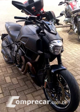 DUCATI  DIAVEL DARK