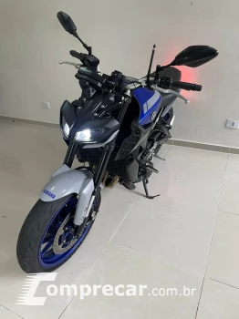MT 09