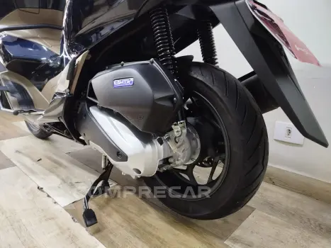 PCX 160 DLX