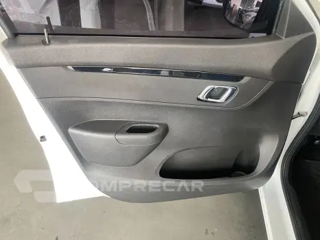 KWID Intense 1.0 Flex 12V 5p Mec.