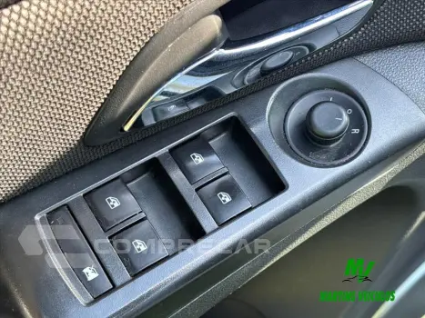 CRUZE 1.8 LT 16V FLEX 4P MANUAL
