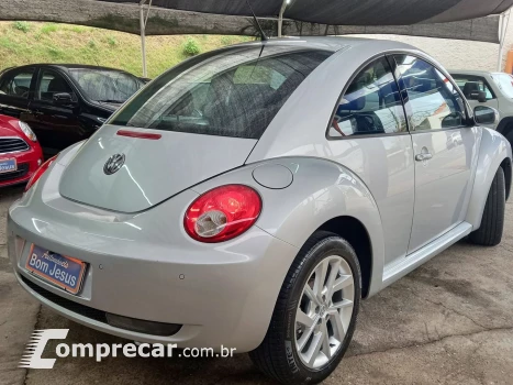 New Beetle 2.0 Mi 8V Gasolina 2P Automático