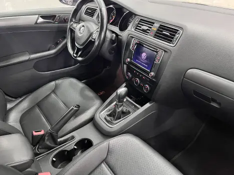 JETTA 1.4 16V TSI Comfortline