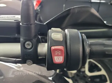 R 1200 GS Triple Black