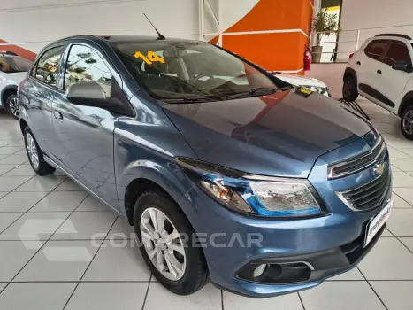 Onix Hatch 1.0 4P FLEX LT LOLLAPALOOZA