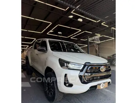HILUX 2.8 D-4D TURBO DIESEL CD SRX 4X4 AUTOMÁTICO