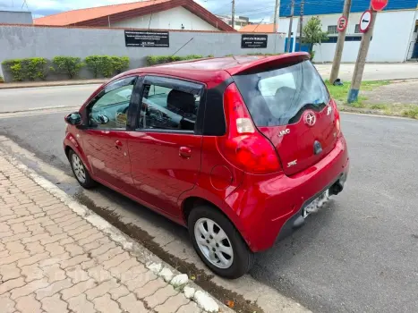 J2 1.4 16V Gasolina 4P Manual