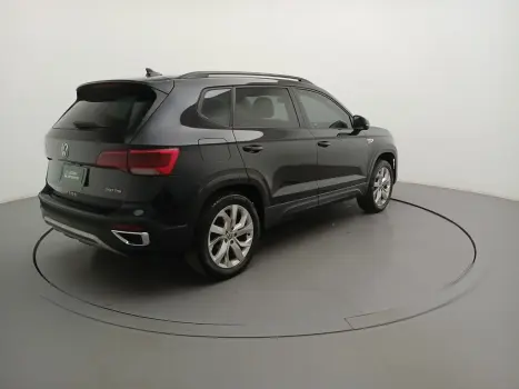 TAOS 1.4 250 TSI TOTAL FLEX COMFORTLINE AUTOMÁTICO