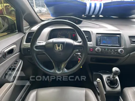 CIVIC 1.8 LXS 16V FLEX 4P MANUAL