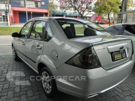 FIESTA 1.6 ROCAM SE SEDAN 8V