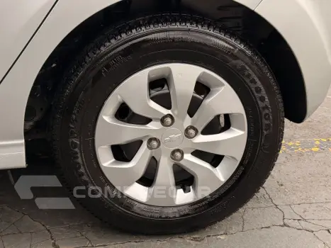 ONIX HATCH LT 1.0 8V FlexPower 5p Mec.