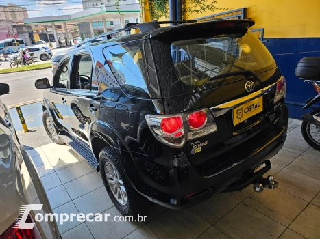 HILUX SW4 3.0 SRV 4X4 7 Lugares 16V Turbo Intercooler