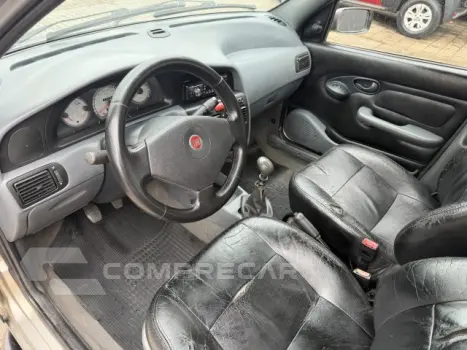 PALIO WEEKEND - 1.6 MPI ADVENTURE WEEKEND 8V 4P MANUAL