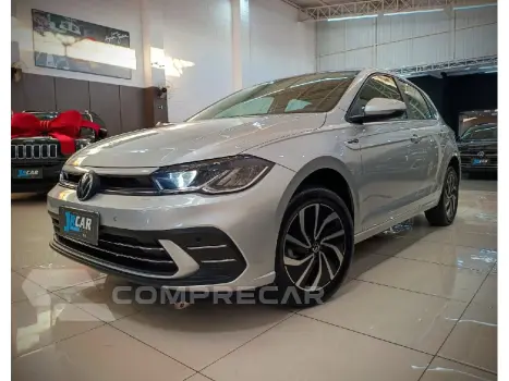 Volkswagen POLO 1.0 170 TSI HIGHLINE AUTOMÁTICO 4 portas