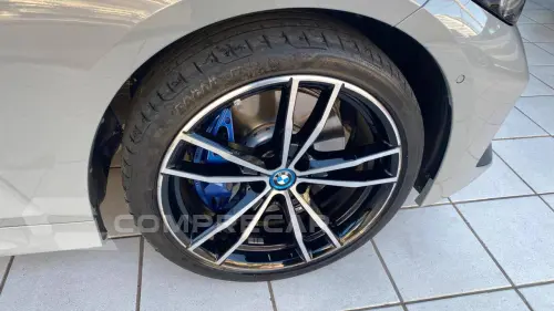 BMW 330e 2.0 16V TURBO M SPORT