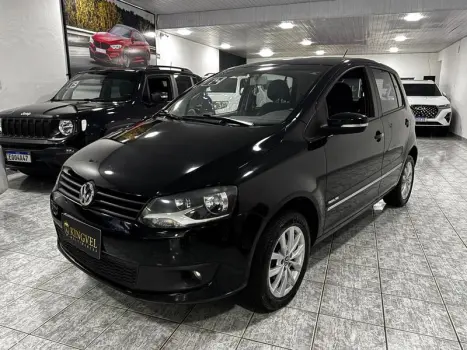 Volkswagen FOX 1.6 HIGHLINE GII 4 portas