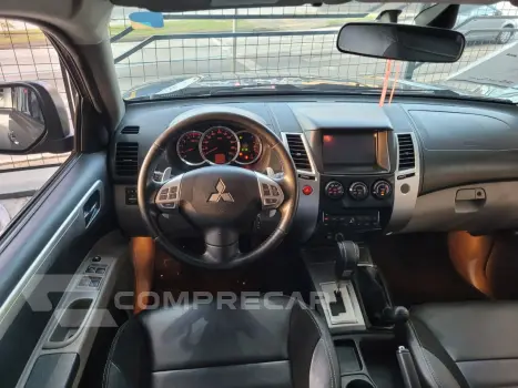 Pajero HPE 3.2 4x4 T.I. Dies. 5p Aut.