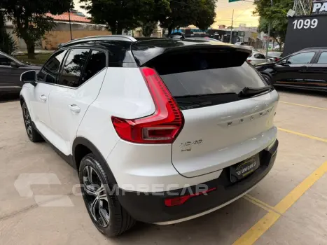 Xc40 2.0 T4 Gasolina Inscription Geartronic