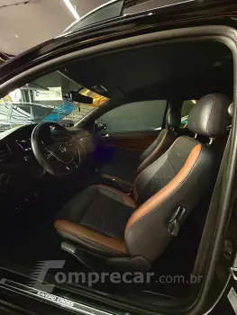 SAVEIRO 1.6 VHT Cross CE 8V